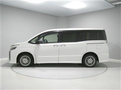 ヴォクシーHV ZSキラメキ2