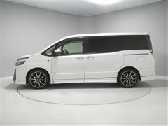 ヴォクシー ZS GRスポーツ