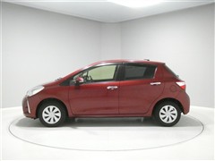 ヴィッツ F アミー