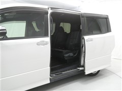 ヴォクシー HV ZS キラメキ2