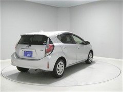 アクア S スタイルブラック