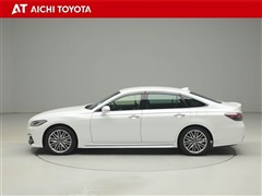 クラウン ハイブリッド RS