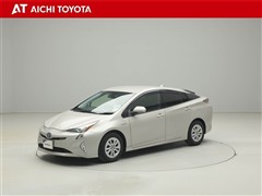 プリウス Sセーフティプラス