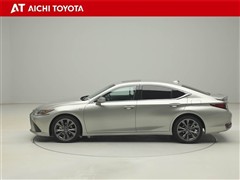ES300h Fスポーツ