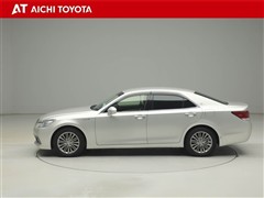 クラウンロイヤル HV ロイヤルサルーン