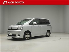 トヨタ ヴォクシー X Lエディションクルマ
