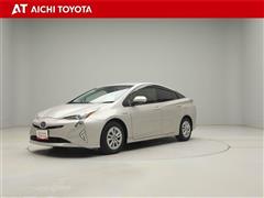 プリウス Sセーフティプラス