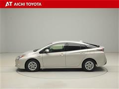 プリウス Sセーフティプラス