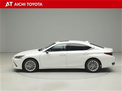 ES300h バージョンL