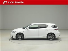 CT200h Fスポーツ