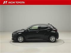 ヤリス ハイブリッド X