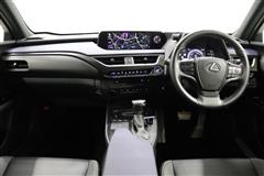 UX250h アーバンエレガンス