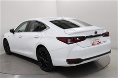 ES300h Fスポーツ