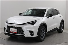 レクサス LBX エレガント