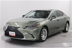 ES300h バージョンL