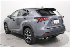 NX200t Fスポーツ