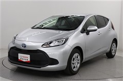 トヨタ アクア X