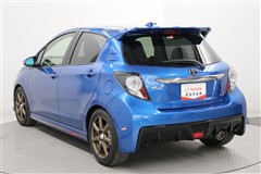 ヴィッツ GRスポーツ GR