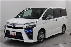 トヨタ ヴォクシー HV ZSキラメキ