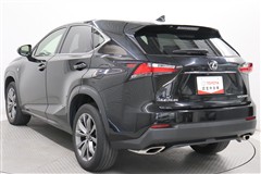 NX200t Fスポーツ