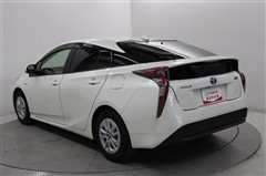 プリウス S セーフティプラス