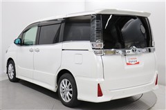 ヴォクシー ZS キラメキ3