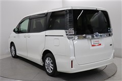 ヴォクシー ハイブリッド V