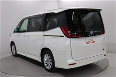 ノア ハイブリッド Z