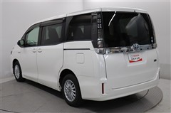 ヴォクシー ハイブリッド V