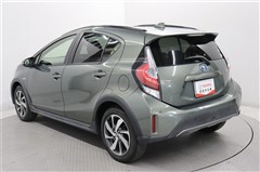 アクア クロスオーバー グラム