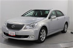 トヨタ クラウンマジェスタ i-FOUR