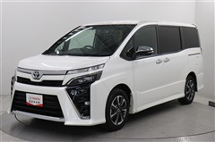 トヨタ ヴォクシー ZS キラメキ3