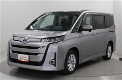 トヨタ ノア  ハイブリッドZ