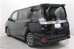 ヴォクシー ZS キラメキ3