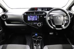 アクア クロスオーバー