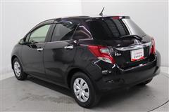 ヴィッツ ジュエラ