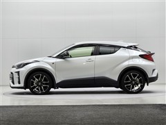 C-HR S GRスポーツ