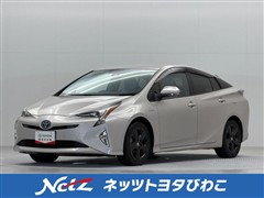 トヨタ プリウス A