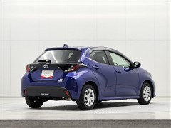 ヤリス ハイブリッド G