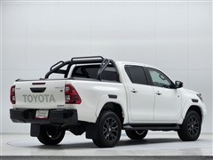 ハイラックス Z GRスポーツ