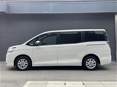 ヴォクシー V