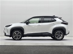 ヤリスクロス HV Z