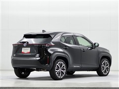 ヤリスクロス HV Z