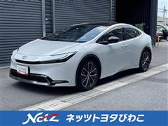 トヨタ　プリウス Z