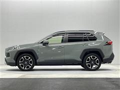 RAV4 アドベンチャー