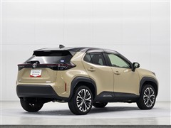 ヤリスクロス Z