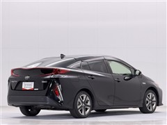 プリウスPHV S セーフティ