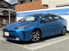 トヨタ プリウス A