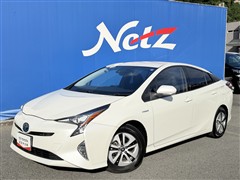 トヨタ プリウス A
