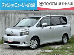 トヨタ ヴォクシー X
